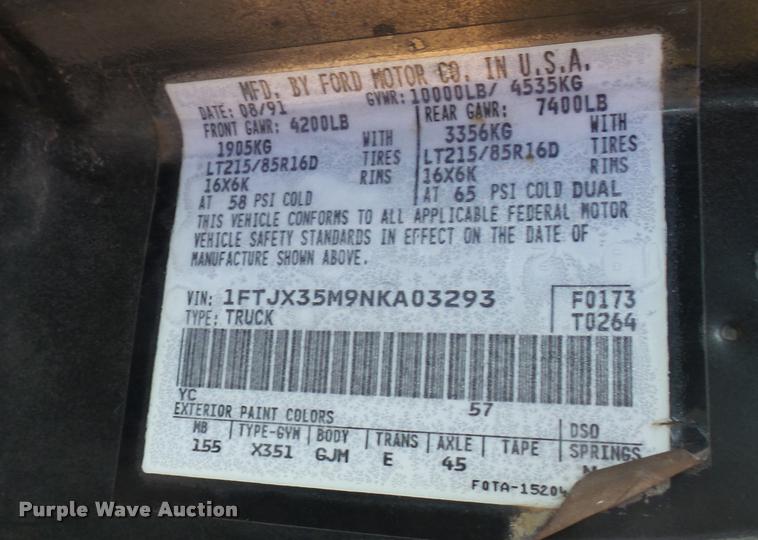 image for item DQ9836 1992 Ford F350 SuperCab pickup truck