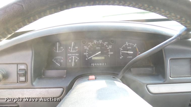 image for item DQ9836 1992 Ford F350 SuperCab pickup truck