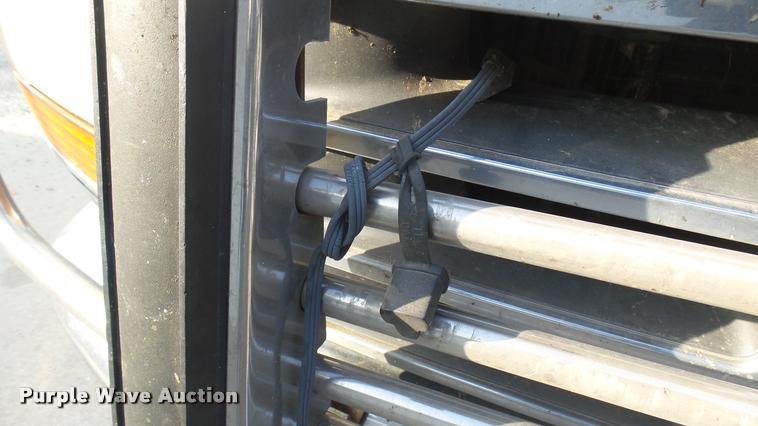 image for item DQ9836 1992 Ford F350 SuperCab pickup truck