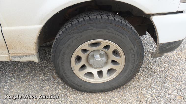 image for item DQ9843 2011 Ford Ranger SuperCab pickup truck