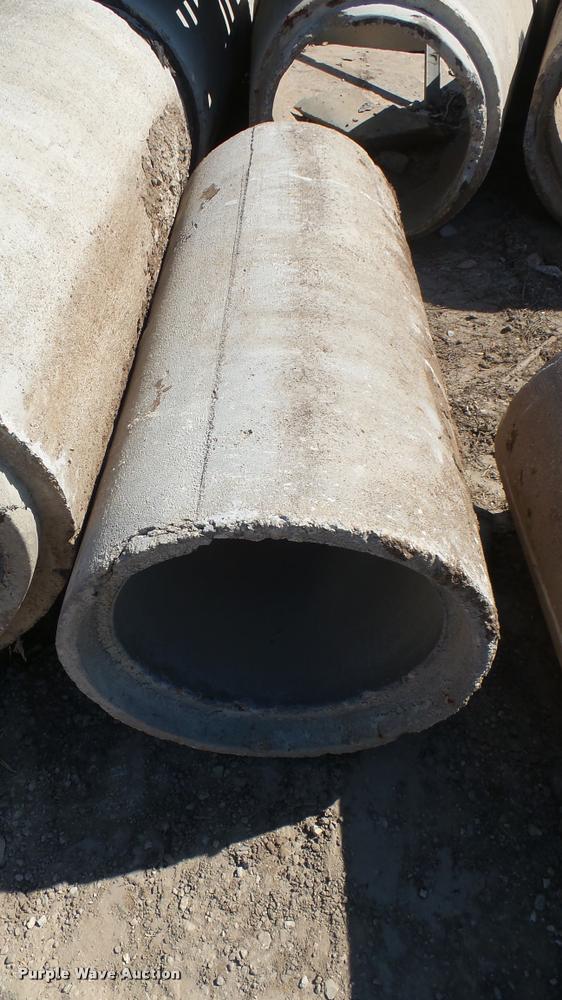 (12) concrete culvert pipes in Halstead, KS Item DQ9898 sold Purple