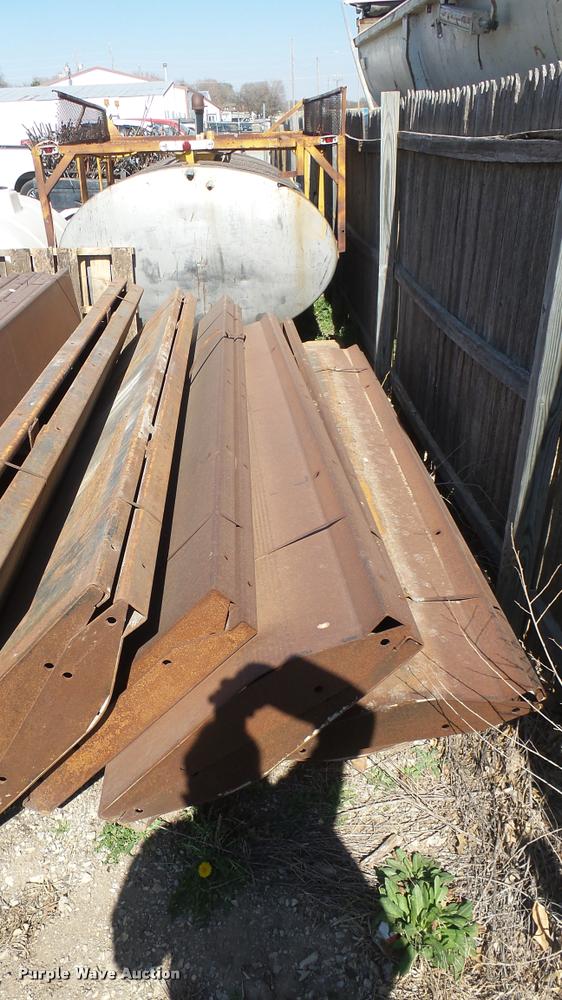 image for item DQ9899 (20) steel barrier forms