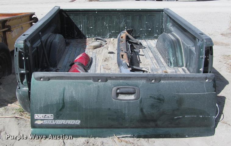 image for item DT9528 2006 Chevrolet 1500 pickup truck bed