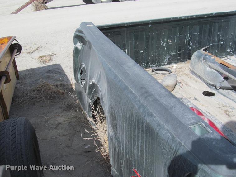 image for item DT9528 2006 Chevrolet 1500 pickup truck bed