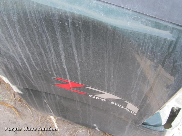 image for item DT9528 2006 Chevrolet 1500 pickup truck bed