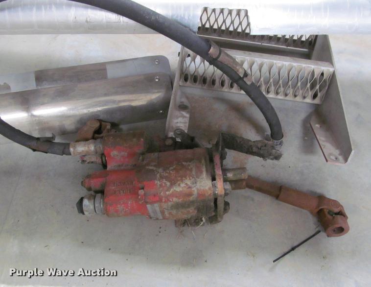 image for item DT9542 Truck parts