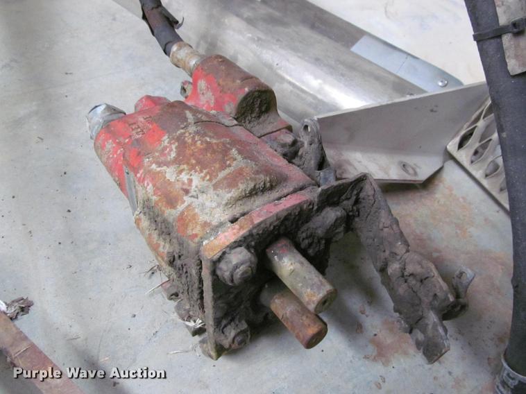 image for item DT9542 Truck parts