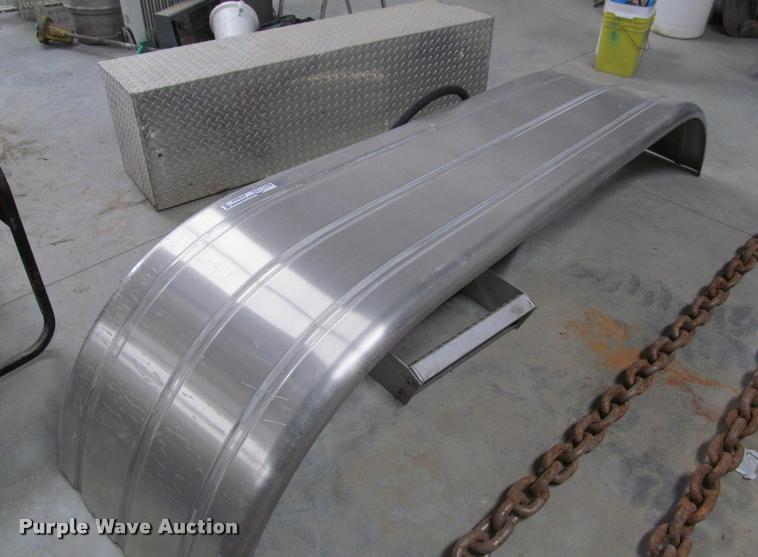 image for item DT9542 Truck parts