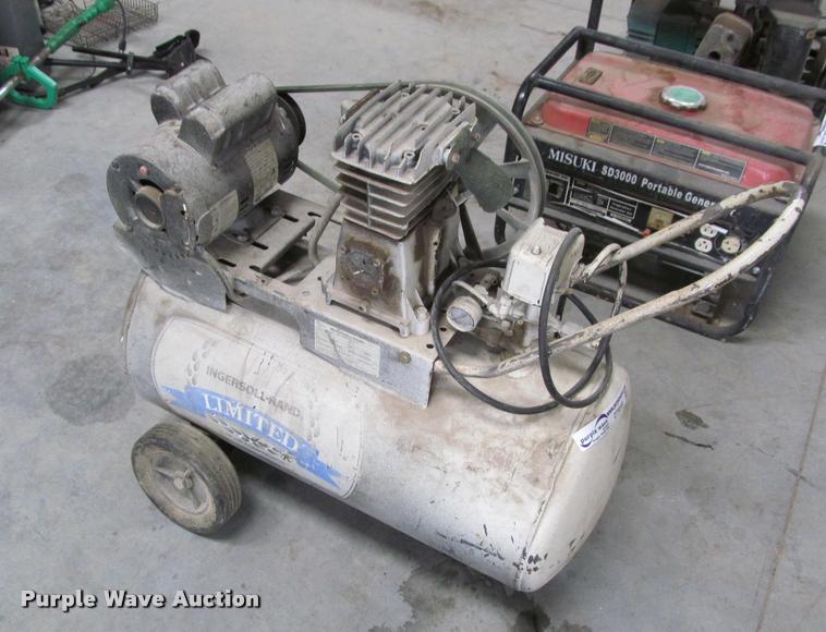 image for item DT9549 Ingersoll Rand air compressor