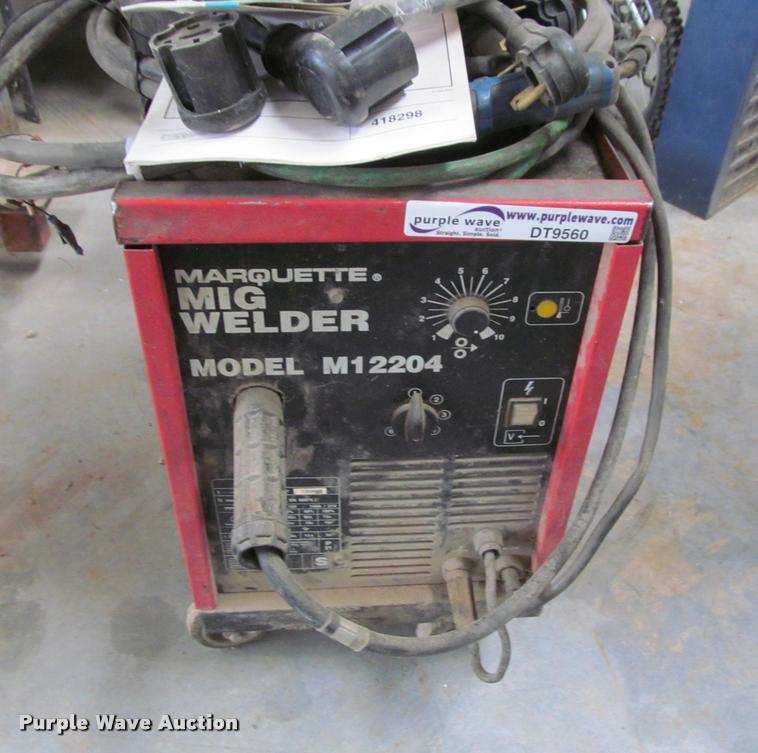 image for item DT9560 Marquette mig welder
