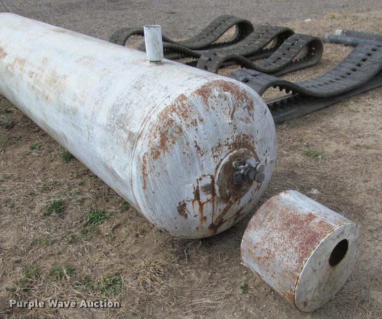 image for item DT9582 Propane tank