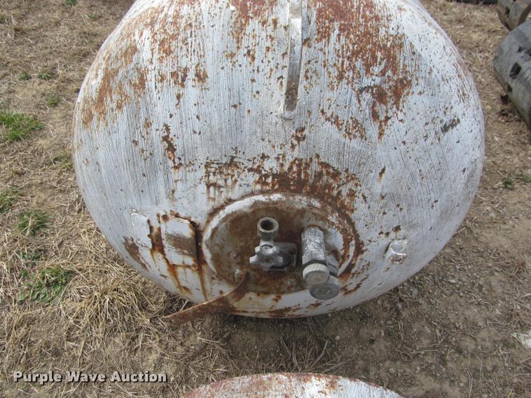 image for item DT9582 Propane tank