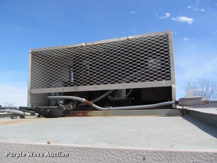 image for item DT9593 International IF822 Cold Storage walk-in freezer