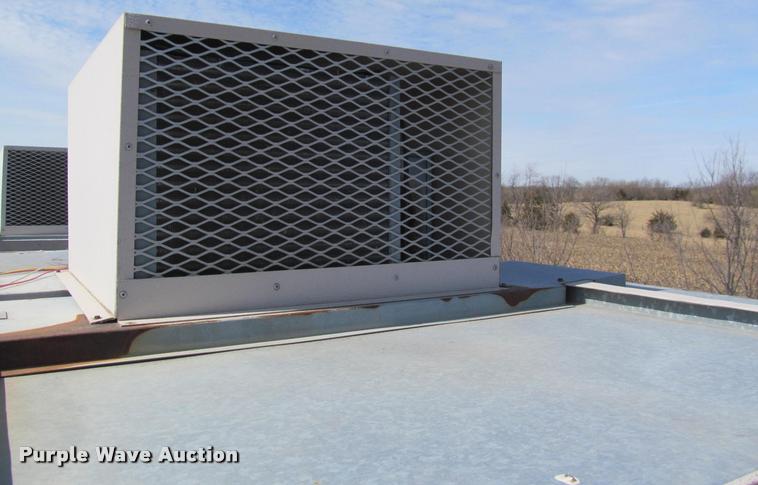 image for item DT9594 International IC822 Cold Storage walk-in refrigerator