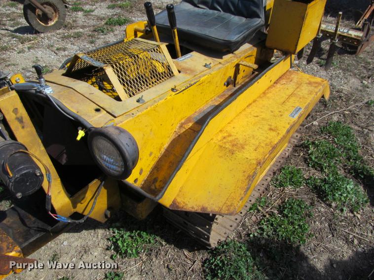 image for item DT9596 Struck mini-dozer