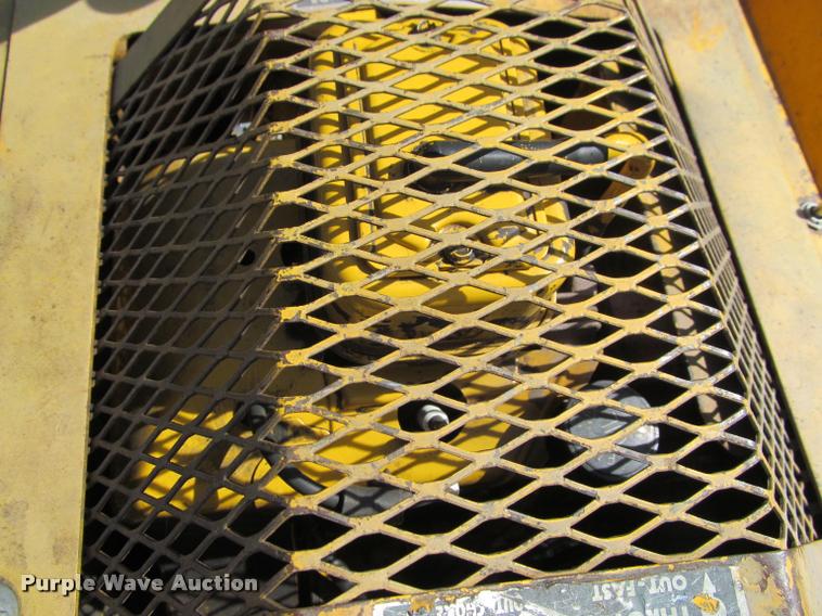 image for item DT9596 Struck mini-dozer