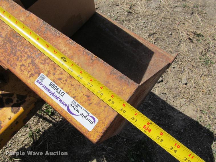 image for item DT9596 Struck mini-dozer