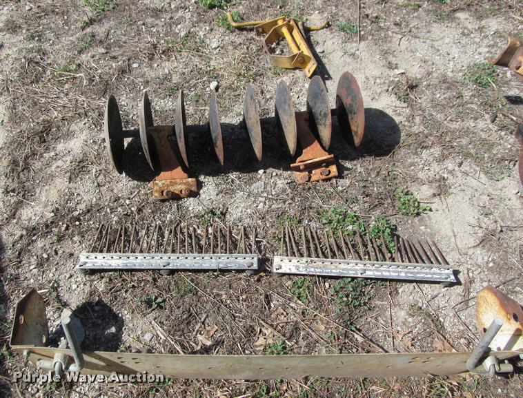 image for item DT9596 Struck mini-dozer