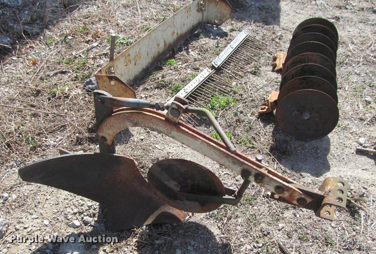 image for item DT9596 Struck mini-dozer