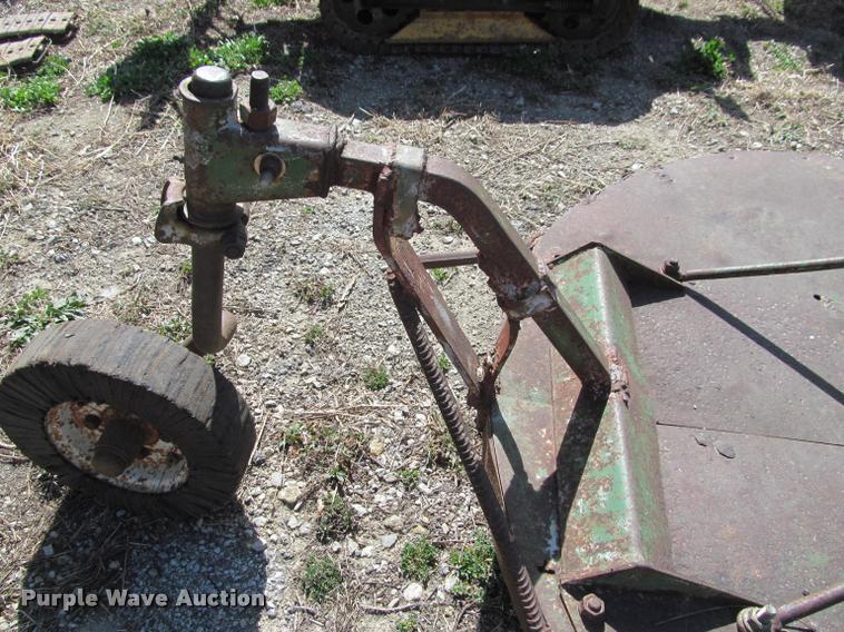 image for item DT9597 John Deere 127 rotary mower