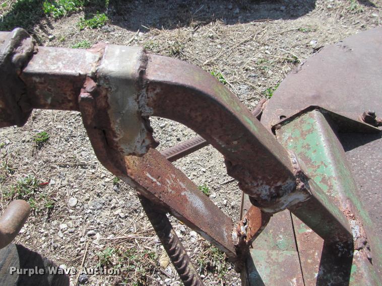 image for item DT9597 John Deere 127 rotary mower