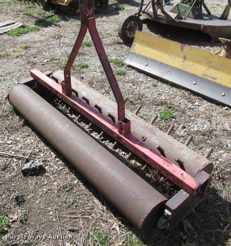 image for item DT9598 Aerator/roller