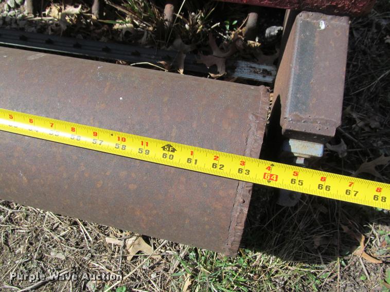 image for item DT9598 Aerator/roller