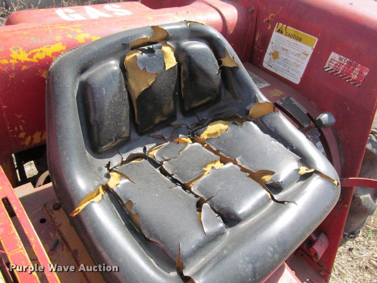 image for item DT9601 International 464 tractor