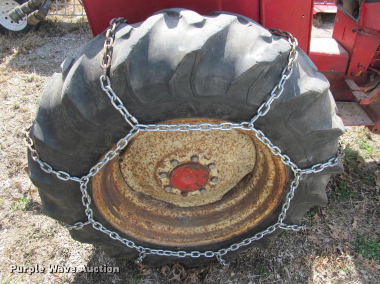 image for item DT9601 International 464 tractor