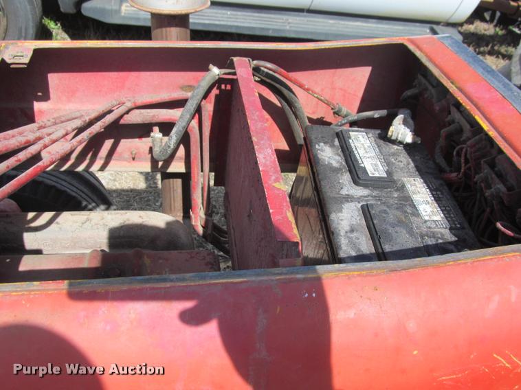 image for item DT9601 International 464 tractor