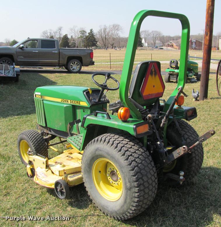 image for item DT9612 1987 John Deere 855 lawn tractor