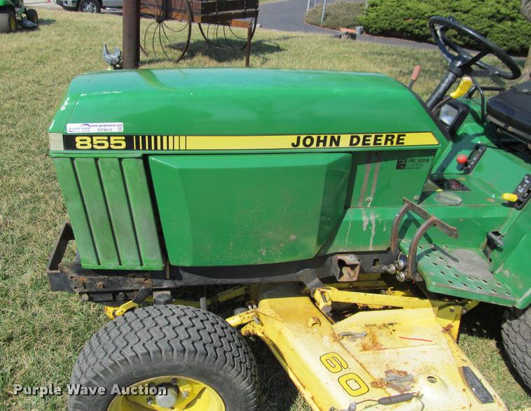 image for item DT9612 1987 John Deere 855 lawn tractor