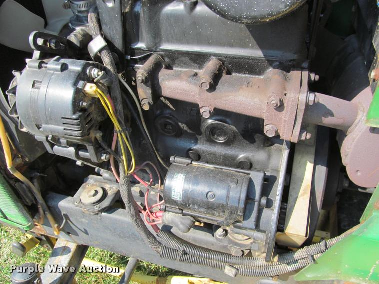 image for item DT9612 1987 John Deere 855 lawn tractor