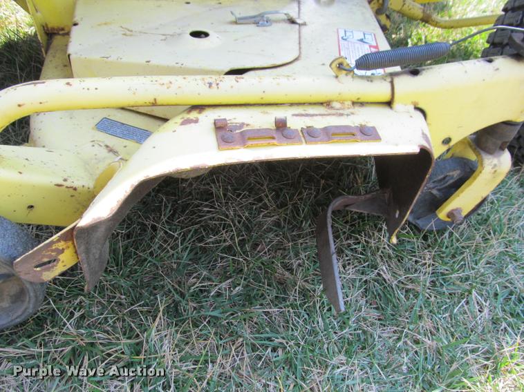 image for item DT9612 1987 John Deere 855 lawn tractor