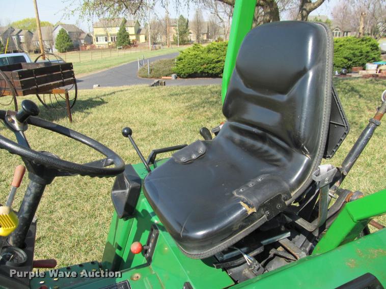 image for item DT9612 1987 John Deere 855 lawn tractor