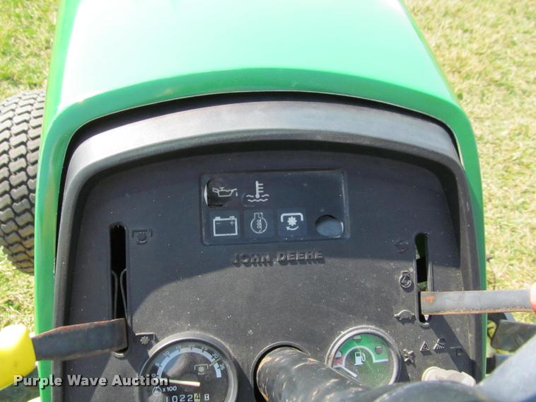 image for item DT9612 1987 John Deere 855 lawn tractor
