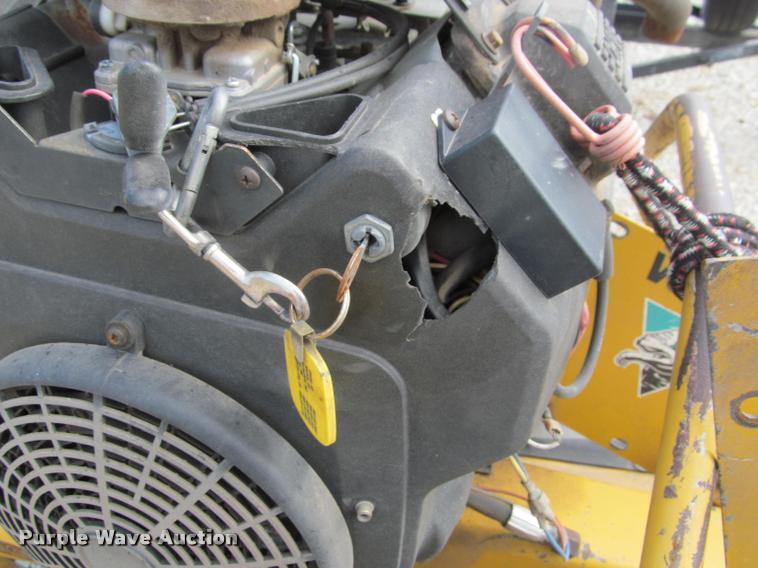 image for item DT9614 2002 Vermeer SC252 stump grinder