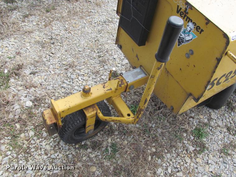 image for item DT9614 2002 Vermeer SC252 stump grinder