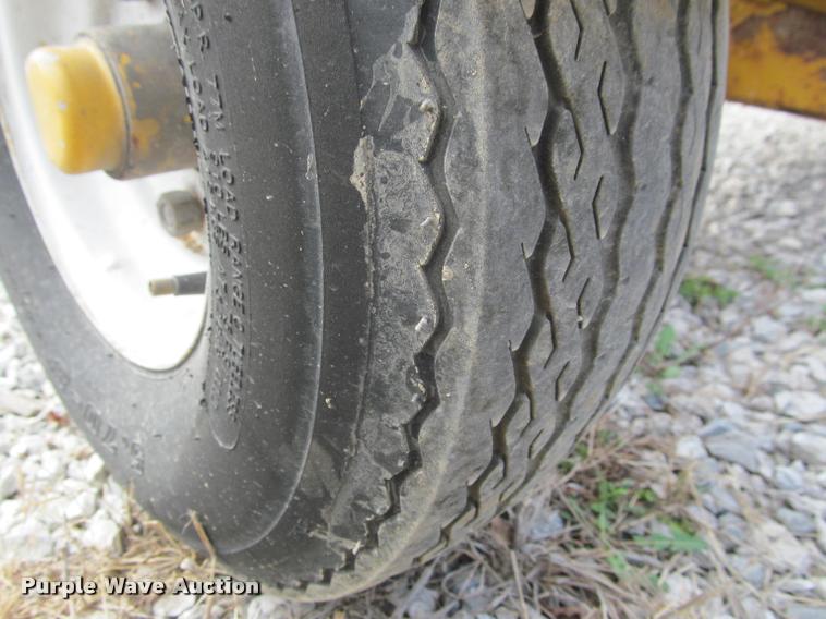 image for item DT9616 2001 Vermeer TLR25 stump grinder equipment trailer