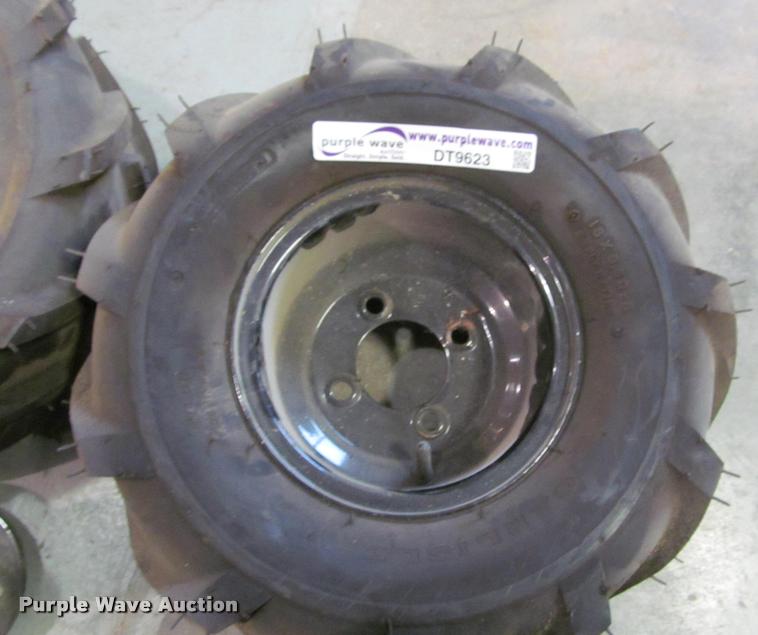 image for item DT9623 (2) Carlisle 18x9.50-8 tires