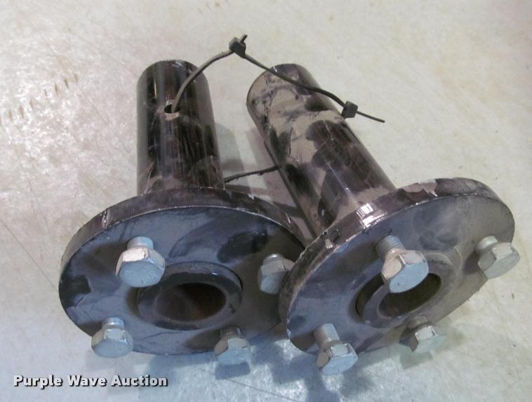 image for item DT9623 (2) Carlisle 18x9.50-8 tires