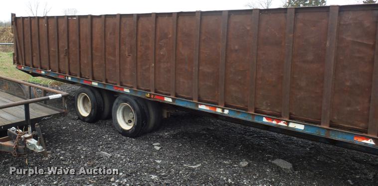 image for item J1513 1996 Bradtec equipment trailer