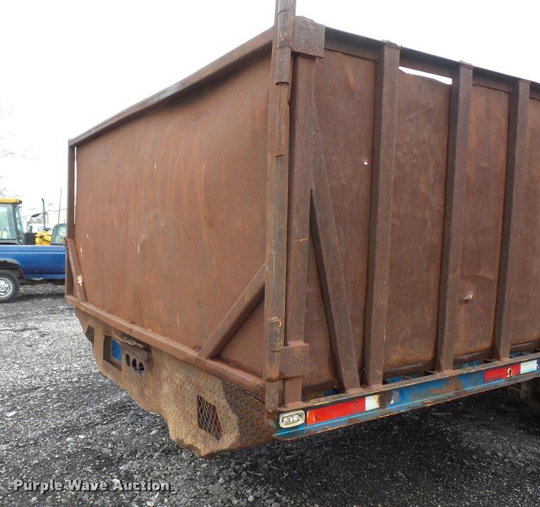 image for item J1513 1996 Bradtec equipment trailer