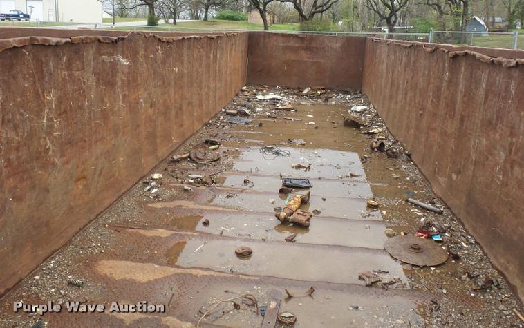 image for item J1513 1996 Bradtec equipment trailer