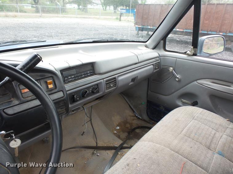 image for item J1514 1995 Ford F250 HD pickup truck