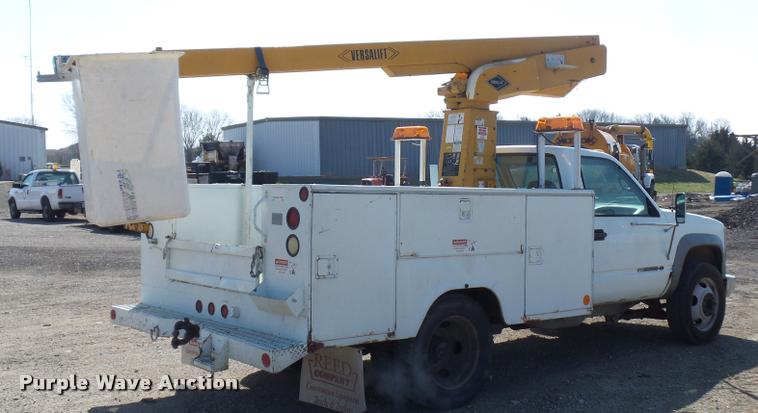 1995 GMC Sierra 3500HD bucket truck in Paola, KS | Item J1538 sold