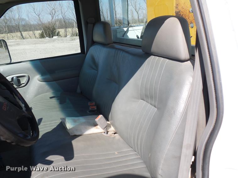 image for item J1538 1995 GMC Sierra 3500HD bucket truck