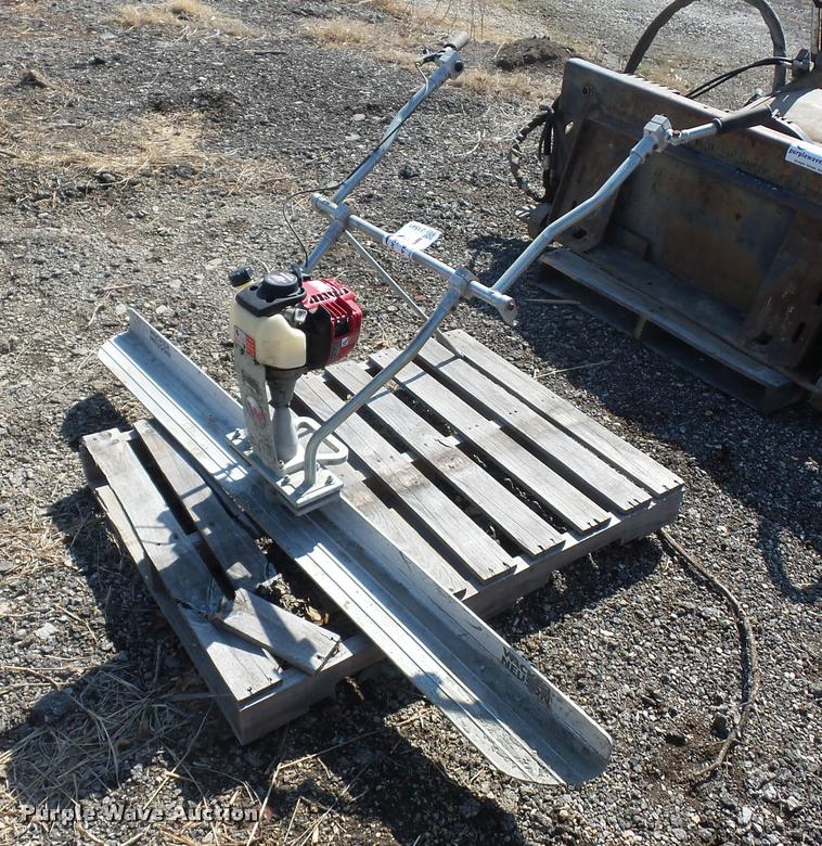 image for item J1541 Wacker concrete screed