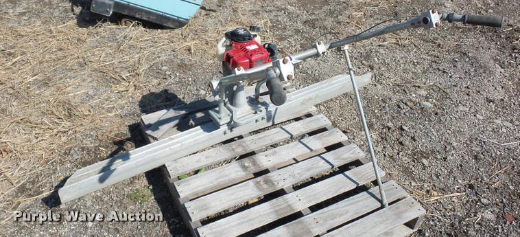 image for item J1541 Wacker concrete screed