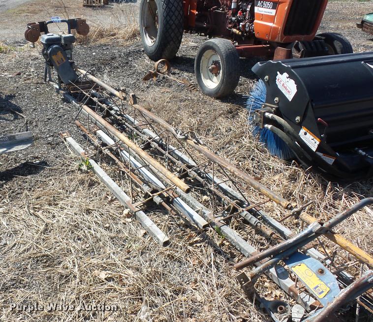 image for item J1543 Concrete screed